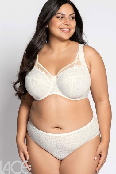 Ulla - Romy Tai trusse