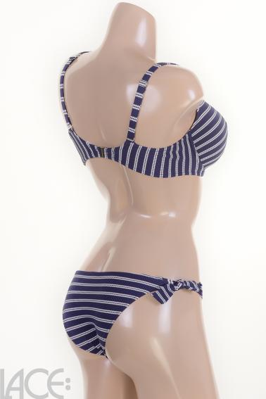 Antigel de Lise Charmel - La Vent Debout Bikini Trusse med bindebånd