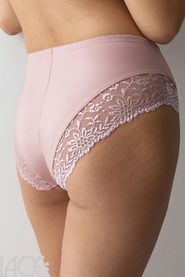 Triumph - Ladyform Soft Høj trusse
