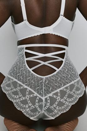 PrimaDonna Lingerie - Naica Højtaljet Brasiliansk trusse PrimaDonna Lingerie - Naica Højtaljet Brasiliansk trusse